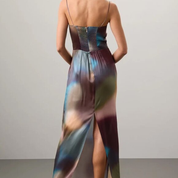 NWT Reformation Frankie Silk Dress in Blur - Picture 4 of 6